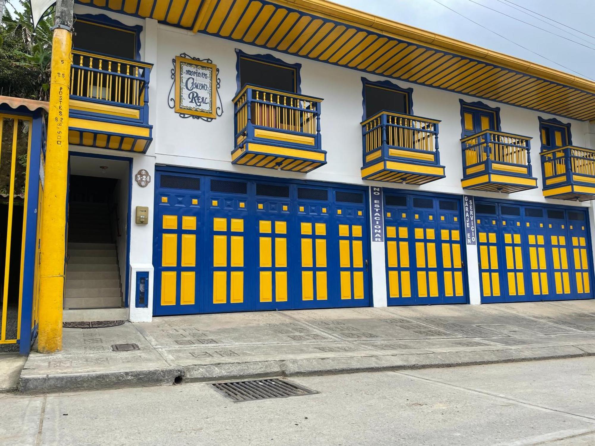 Hospedaje Camino Real A 150 Mts Del Centro Саленто Экстерьер фото